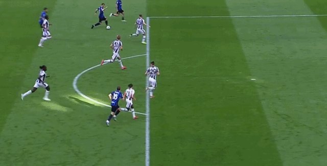 1743377300888053842.gif 国米.gif